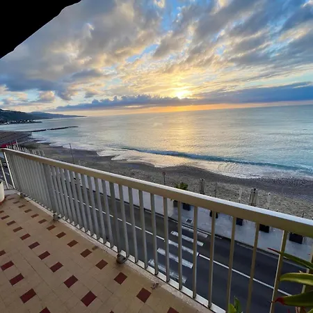 Waterfront Close Casino Apartment Menton