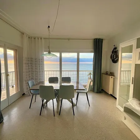 Waterfront Close Casino Apartment