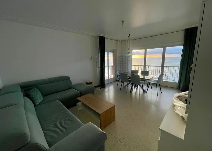 Waterfront Close Casino Lejlighed Menton