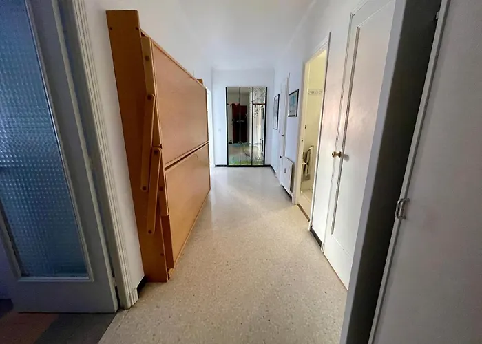 Waterfront Close Casino * Menton